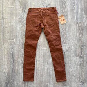 Brand New ~ True Religion slim fit jeans